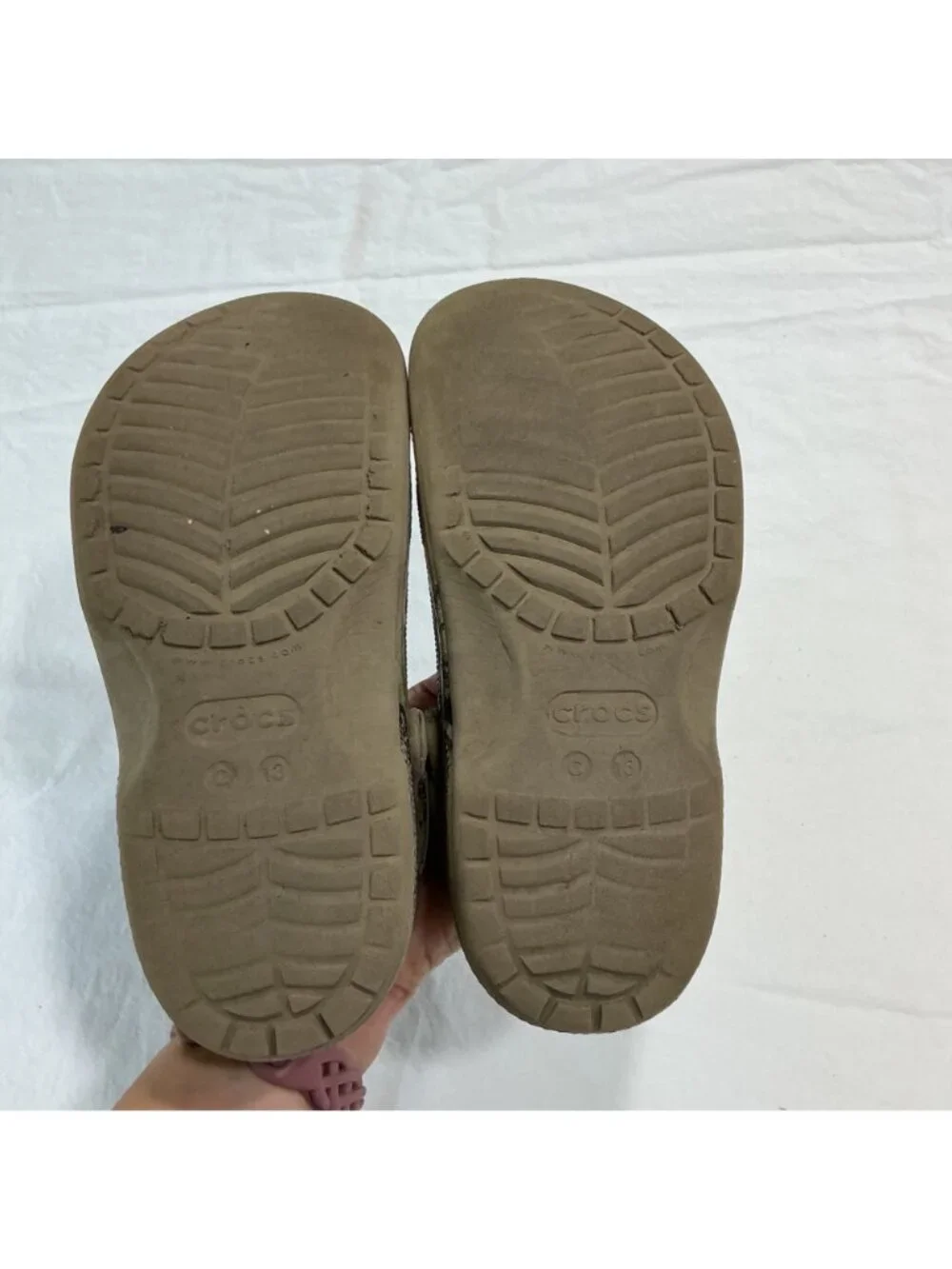 Crocs Kids Classic Realtree Clogs Sandals Size C13 Lightweight Slip-On Shoes